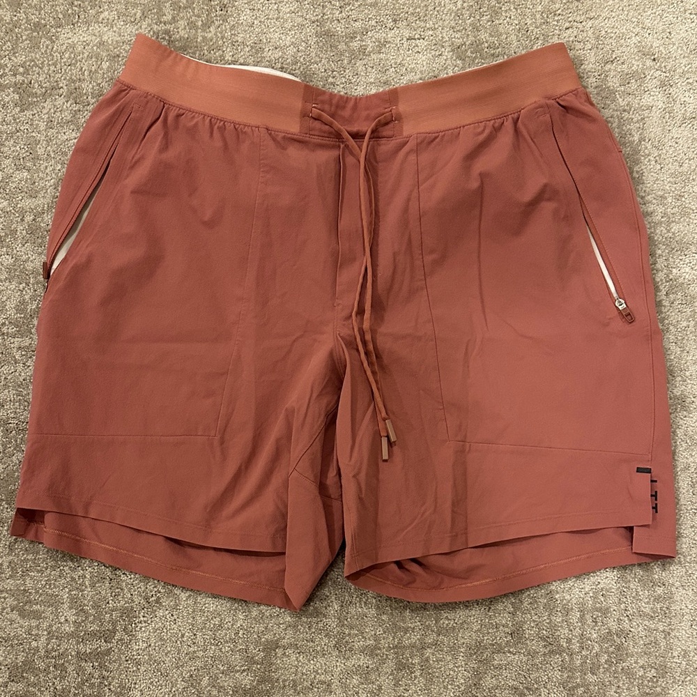 Lululemon Men’s Rust Red license to train shorts. Linerless. 7” inseam. XL